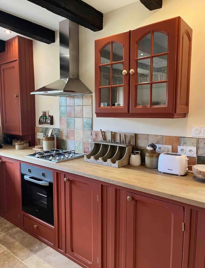Joli Gite Pour 5 Personnes : Chez Cherrie Saint-Julien-de-Lampon Bagian luar foto