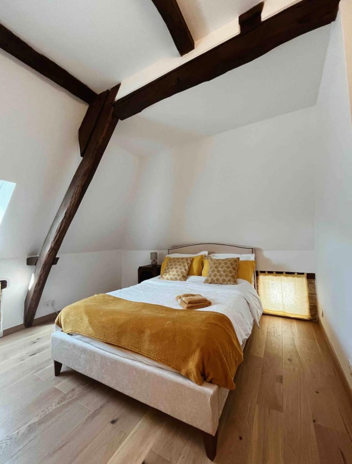 Joli Gite Pour 5 Personnes : Chez Cherrie Saint-Julien-de-Lampon Bagian luar foto