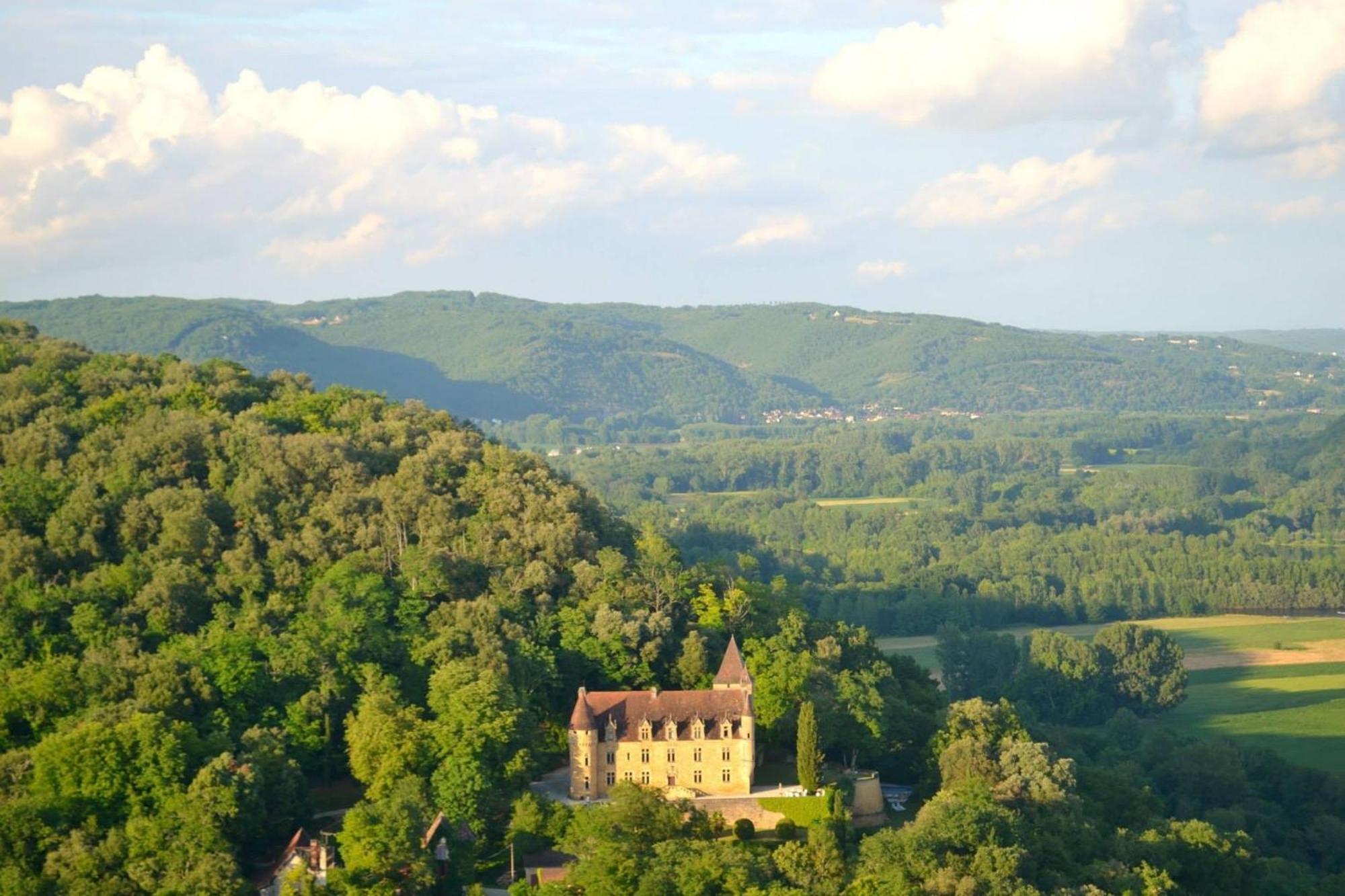 Joli Gite Pour 5 Personnes : Chez Cherrie Saint-Julien-de-Lampon Bagian luar foto